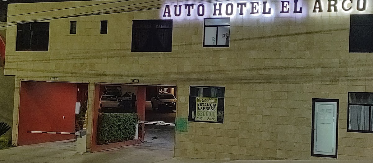 Auto Hotel El Arco
